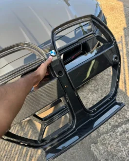 G8X – M3 & M4 CSL Dry Carbon Fiber Grill