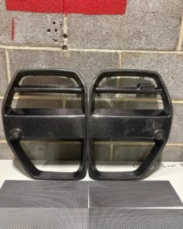 Carbon fiber grill for bmw g80