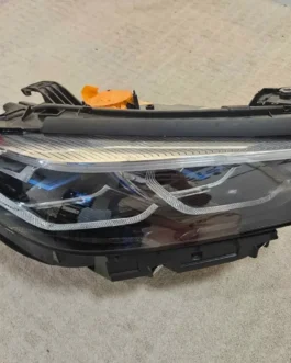 Selling headlights 2019-2024 BMW M8 8501