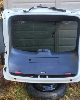 Porsche macan rear trunk