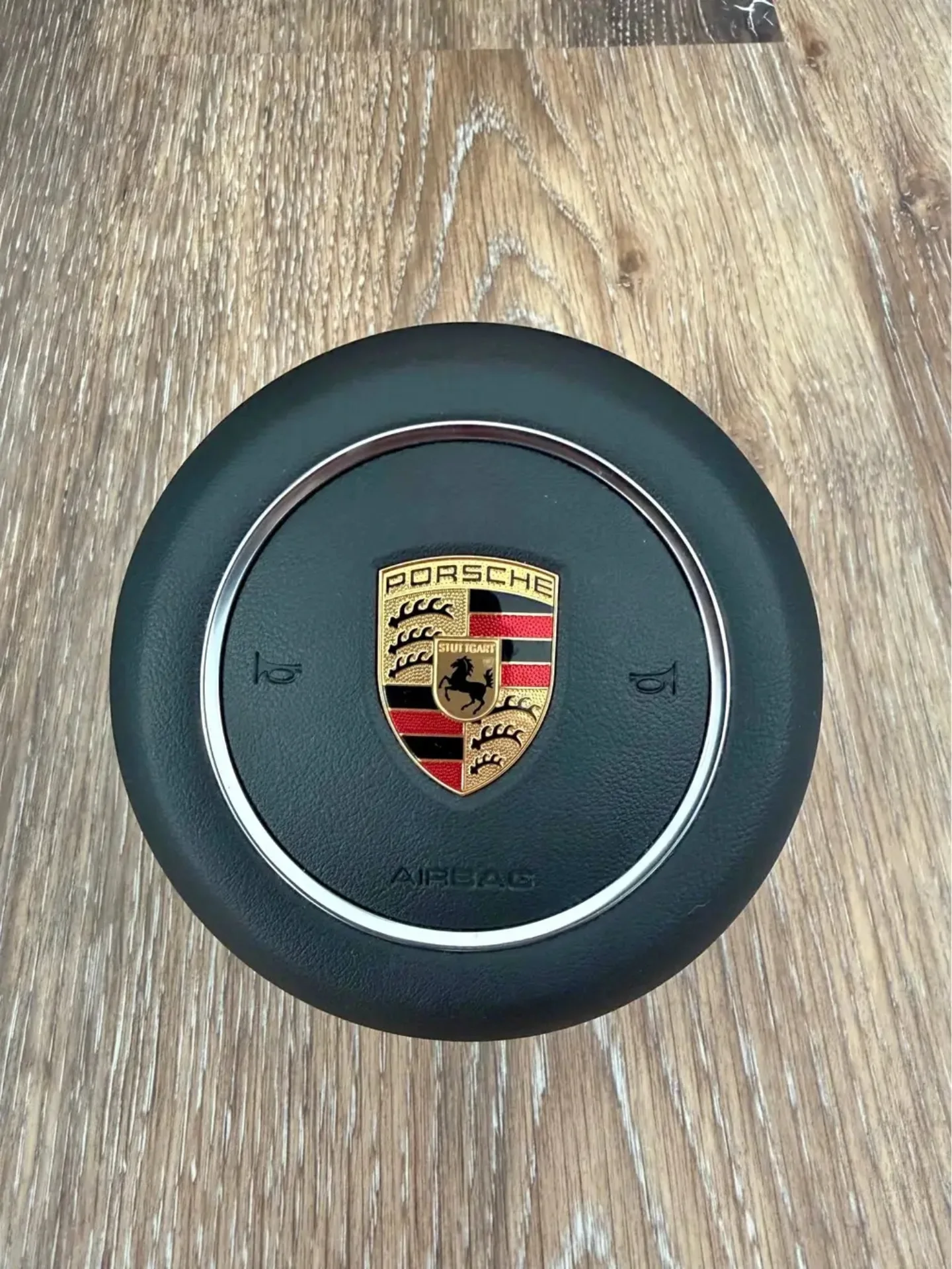 Porsche Cayenne steering wheel airbag