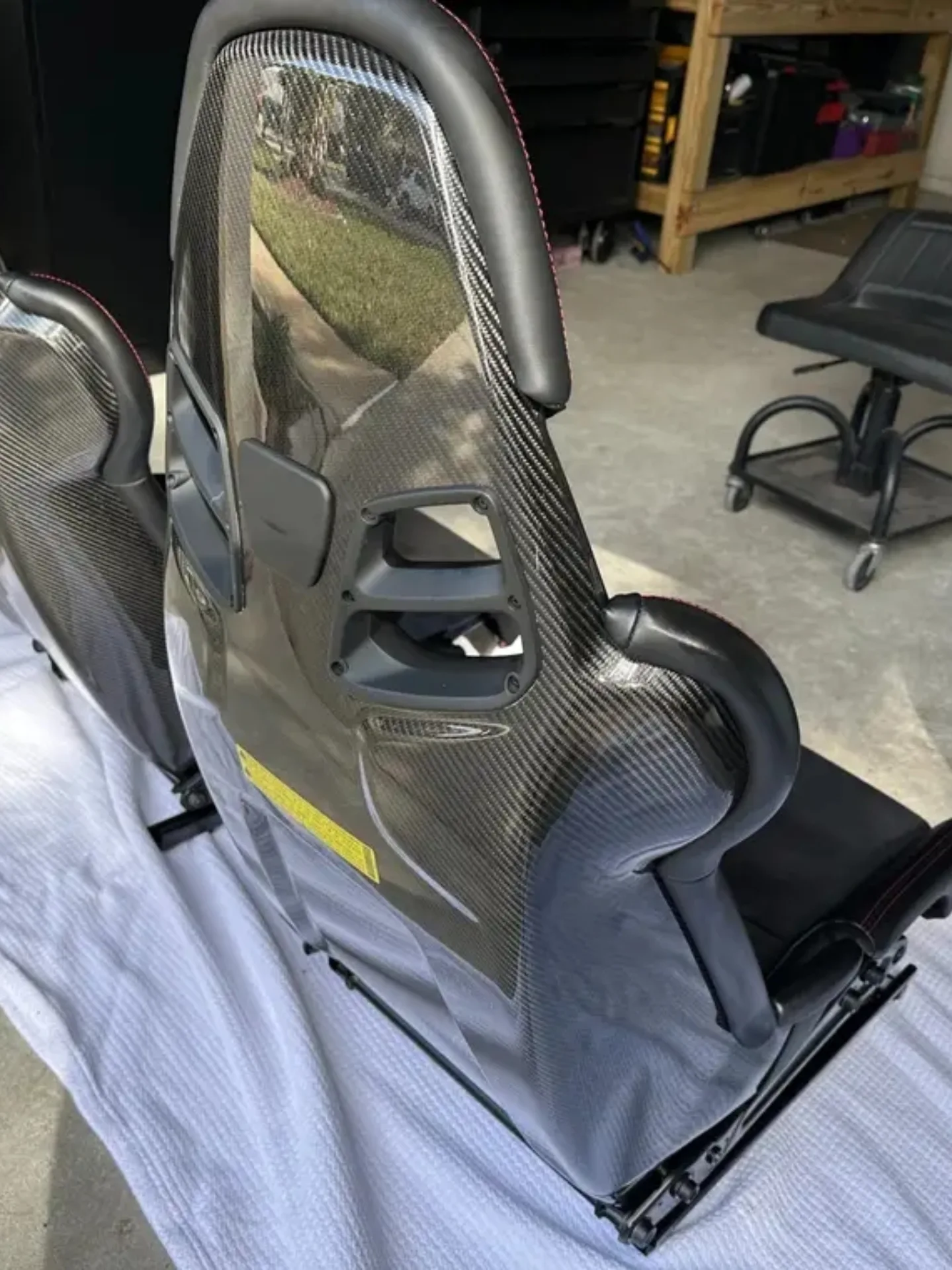 Porsche GTS Carbon Bucket Seats - Image 8